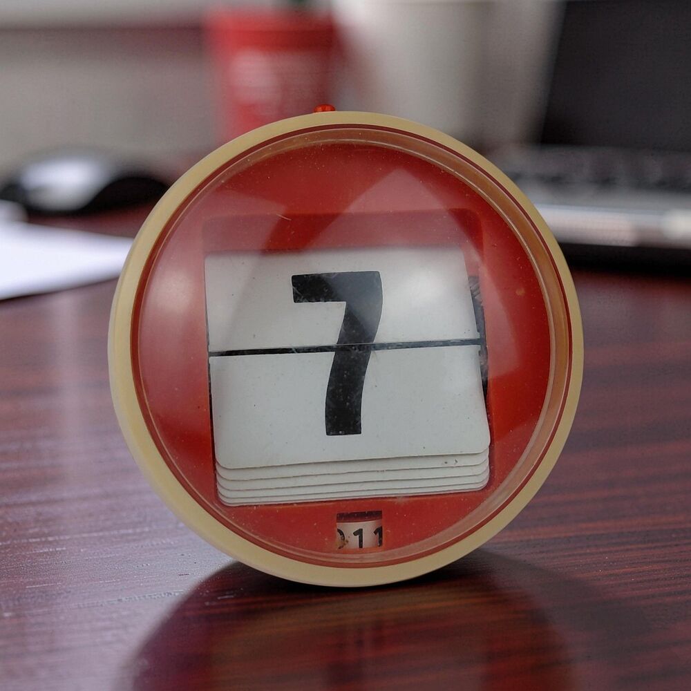 General Vintage Orange Round Flip Analog Calendar Hong Kong Plastic Manual